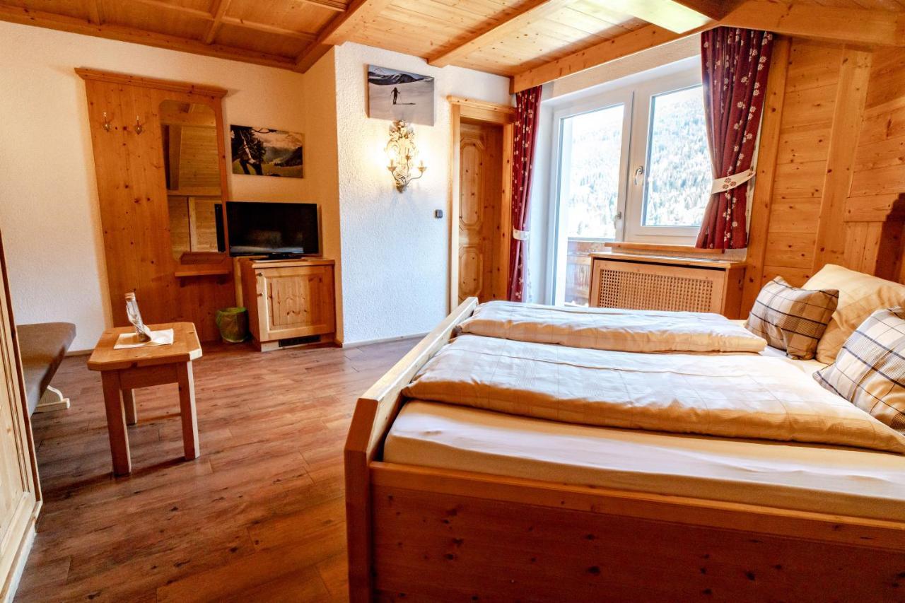 Alpen Gasthof Apartments Hohe Burg Trins Luaran gambar