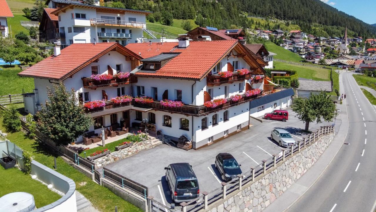 Alpen Gasthof Apartments Hohe Burg Trins Luaran gambar
